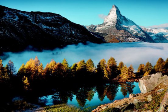 Jaro ve Švýcarsku letecky – Matterhorn, ledovce, alpské „levády“. Vlaky i lanovky v ceně!