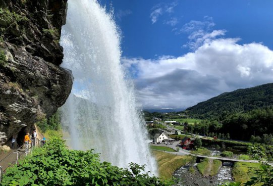 NORSKO - NEJKRÁSNĚJŠÍ FJORDY 