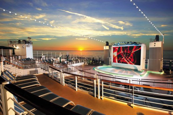 Hurááá přes Atlantik na lodi Norwegian Epic, plavba s českým průvodcem