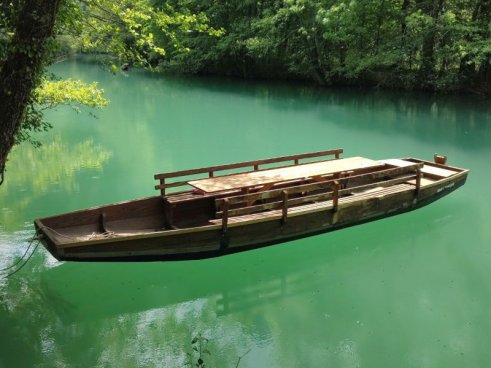 BOSNA A HERCEGOVINA - BLÍZKÁ I VZDÁLENÁ