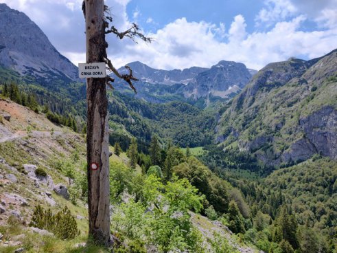 BOSNA A HERCEGOVINA - BLÍZKÁ I VZDÁLENÁ