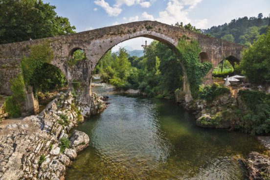 ŠPANĚLSKÉ FJORDY A EVROPSKÉ ŠTÍTY, turistika