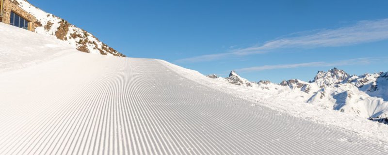 Lyžování v Dolomitech s odpočinkem v termálech a výletem do Švýcarska