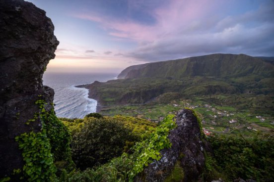 AZORSKÉ OSTROVY FLORES, CORVO A TERCEIRA – padesát odstínů zeleně