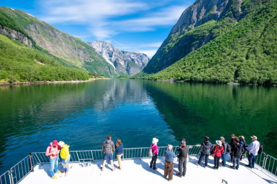 VODOPÁDY, LEDOVCE A FJORDY NORSKA 