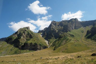 BÁJNÁ GRUZIE - TBILISI, KAVKAZ, BATUMI