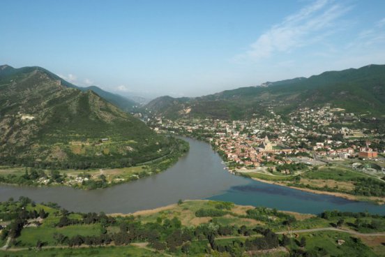 BÁJNÁ GRUZIE - TBILISI A KAVKAZ