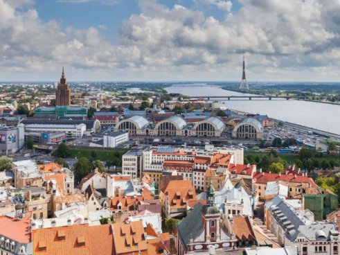 SEDM DIVŮ ISLANDU z Brna a Vídně, hotel, polopenze