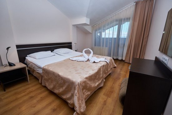 Sunrise Park Hotel Bansko letecky Praha polopenze, 7 nocí, odlet neděle