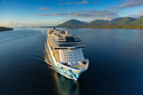 Panamským průplavem až do Los Angeles na Norwegian Bliss, plavba s českým průvodcem